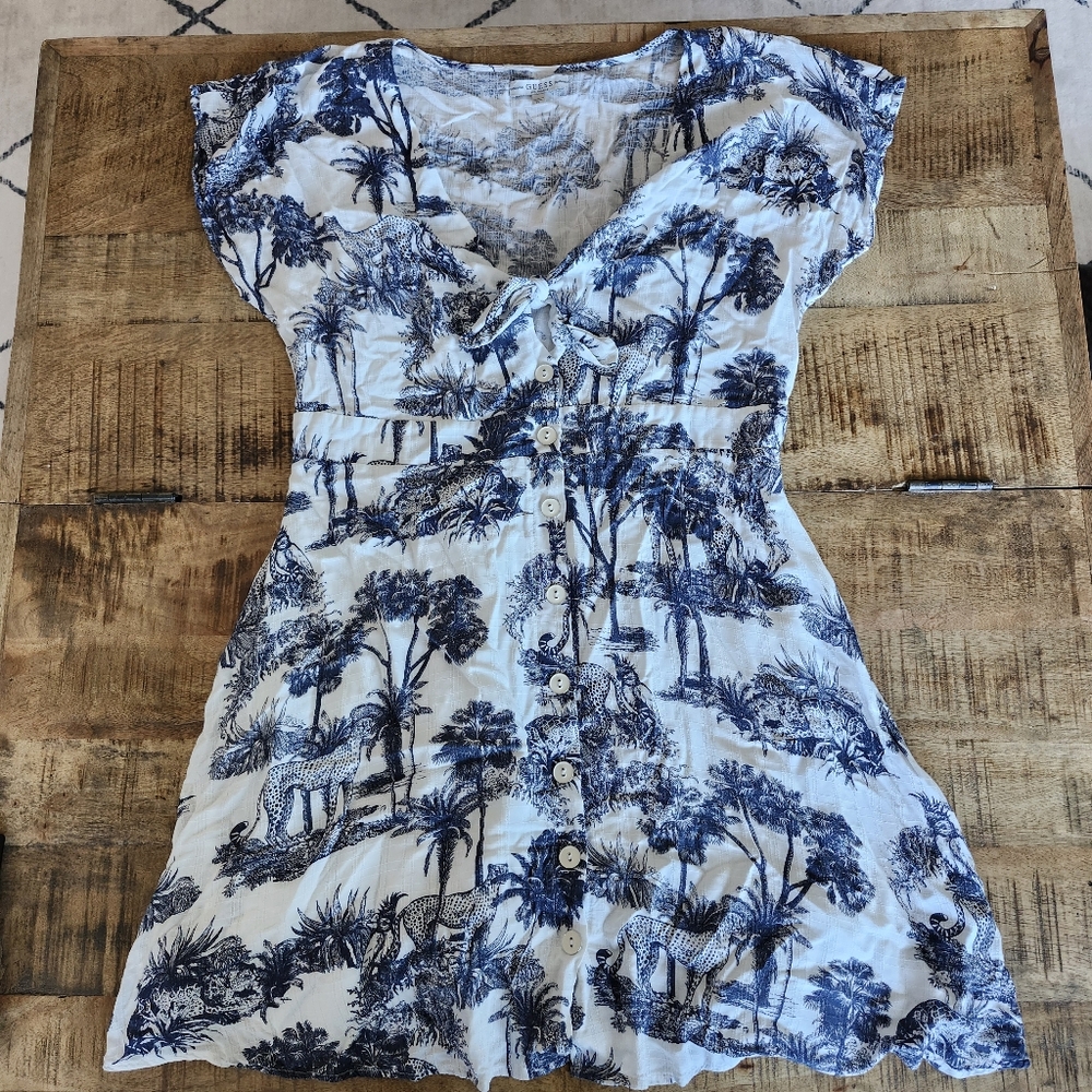 Summer Beach Vibes Women's White/ Blue Safari Print Button Up Dress. Size XL.